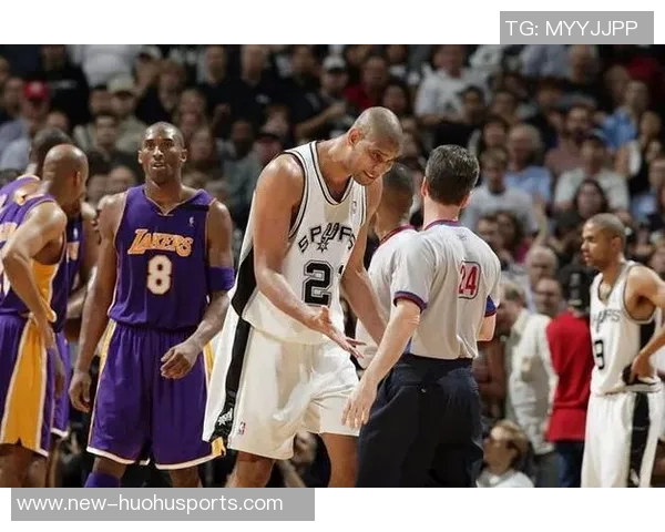 库克回忆湖人快船宿敌岁月与路威建立深厚友谊 库克回忆湖人快船宿敌岁月与路威建立深厚友谊