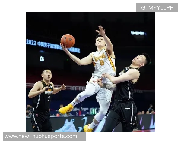 苏群分析东部球队竞争激烈背后的隐忧呼吁NBA减轻球员负担保护健康