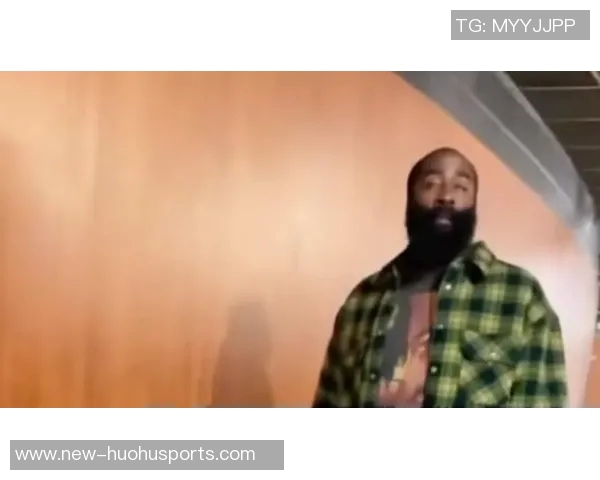 快船队的哈登成为摆烂工具雷霆王朝的牺牲品与背叛者