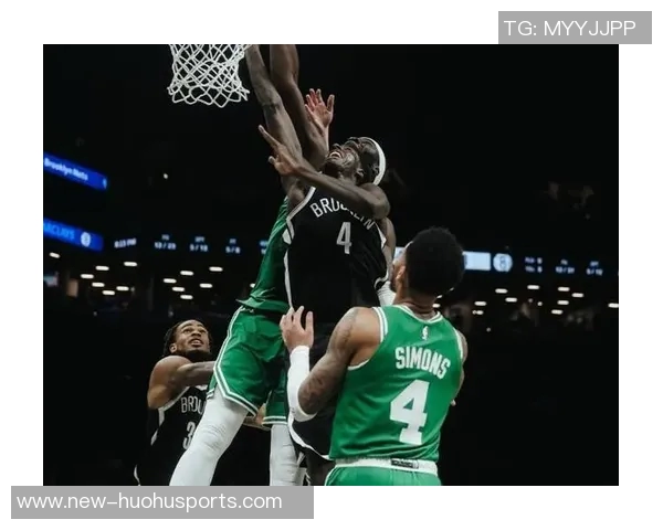 杰伦布朗单节狂砍14分难救主全场贡献24分6板5助显孤立无援 杰伦布朗单节狂砍14分难救主全场贡献24分6板5助显孤立无援