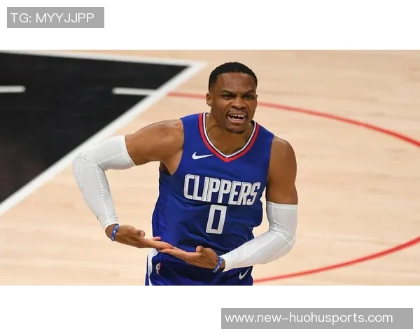 布克谈威少新球队机会表示意外并对其深表尊重