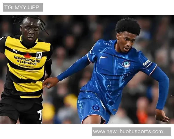 琼斯谈利马伤势恢复情况卢克肖在左中卫位置展现出良好状态 琼斯谈利马伤势恢复情况卢克肖在左中卫位置展现出良好状态